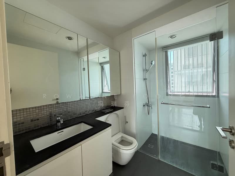 The Minton, 147 Hougang Street 11, 2 Bedrooms, 980 sqft, Condominium For Rent, by Rowanne Foong 冯瑞芬, 500074830 - Bathroom - PropertyGuru.com.sg