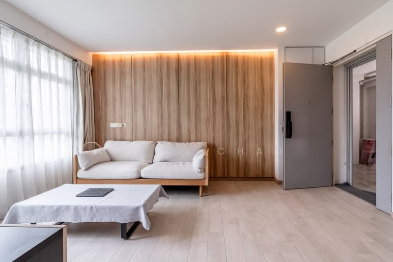 890B Tampines Avenue 1 HDB Flat For Sale at S$ 688,000 | PropertyGuru Singapore - Living Room