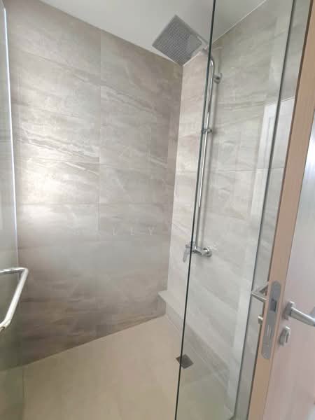 The Botany at Dairy Farm, 3 Dairy Farm Walk, 4 Bedrooms, 1,518 sqft, Condominium For Rent, by Sally Ong, 500074855 - Bathroom - PropertyGuru.com.sg