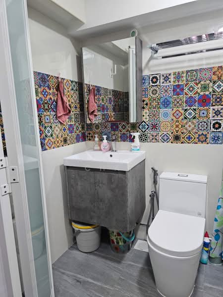 527 Jelapang Road, 527 Jelapang Road, Room Rental, 130 sqft, HDB Flat For Rent, by Sheadon Chay, 500074862 - Bathroom - PropertyGuru.com.sg