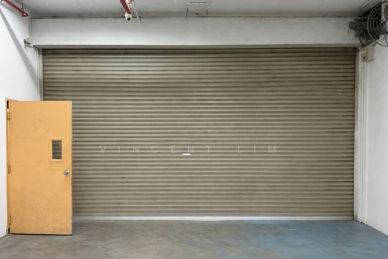 Kb Industrial Building, 10 Kaki Bukit Road 1, 5,048 sqft, Factory / Workshop (B2) For Sale, by Vincent Lim, 500074864 - Entrance - CommercialGuru.com.sg