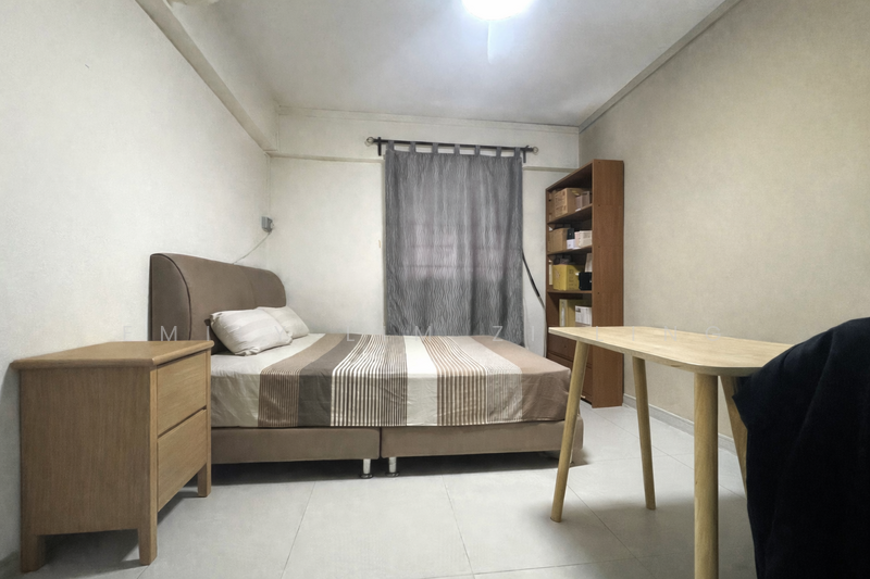 237 Yishun Ring Road HDB Flat For Sale at S$ 430,000 | PropertyGuru Singapore - Bedroom