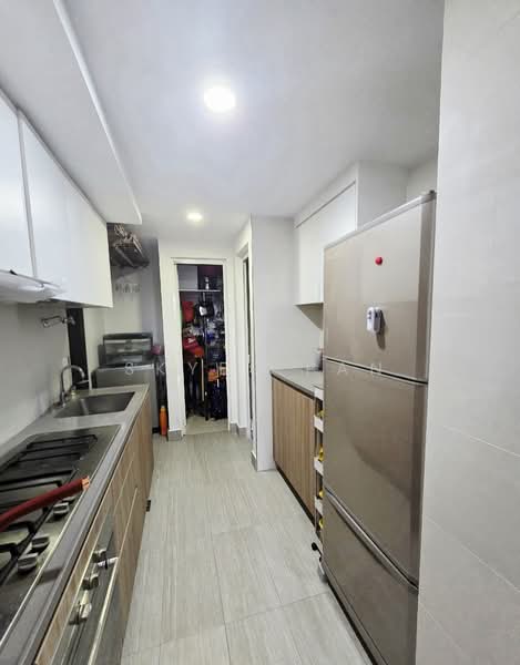 Rivercove Residences EC Executive Condominium For Sale at S$ 1,628,000 | PropertyGuru Singapore - Kitchen