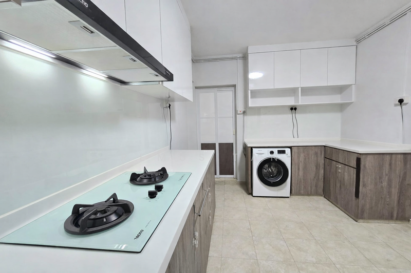 109 Pasir Ris Street 11 HDB Flat For Sale at S$ 730,000 | PropertyGuru Singapore - Kitchen