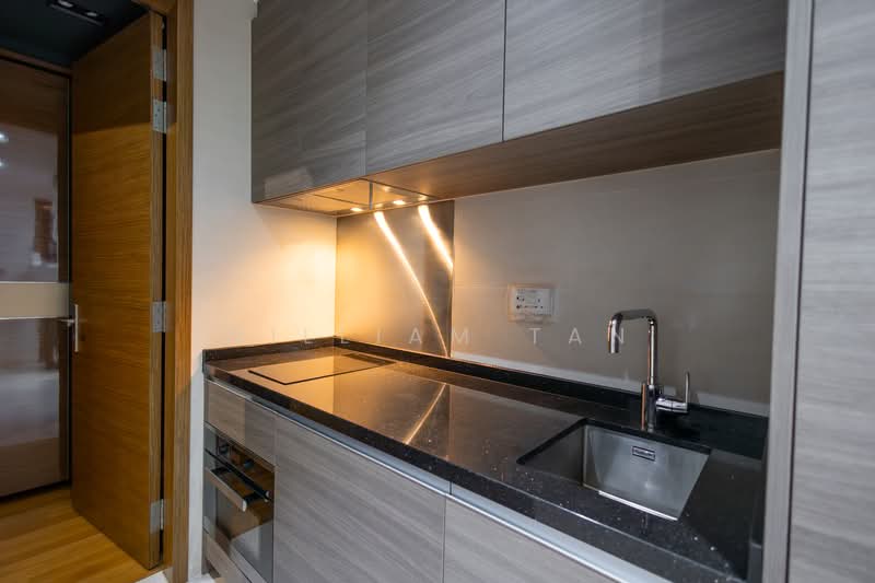 8 Saint Thomas Condominium For Sale at S$ 1,600,000 | PropertyGuru Singapore - Kitchen
