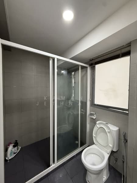 138D Yuan Ching Road HDB Flat For Sale at S$ 999,000 | PropertyGuru Singapore