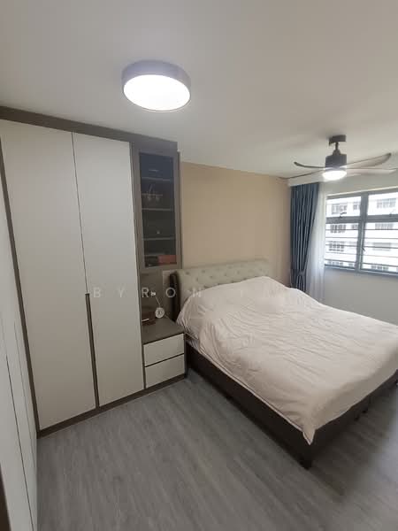 620A Tampines Street 61 HDB Flat For Sale at S$ 950,000 | PropertyGuru Singapore - Bedroom