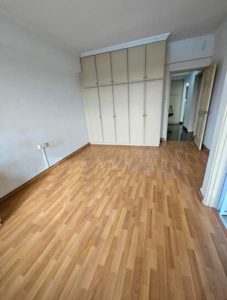 Kensington Park Condominium For Sale at S$ 3,180,000 | PropertyGuru Singapore - Bedroom