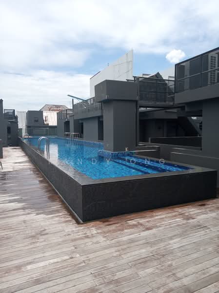 Guillemard Suites Apartment For Sale at S$ 920,000 | PropertyGuru Singapore - Exterior