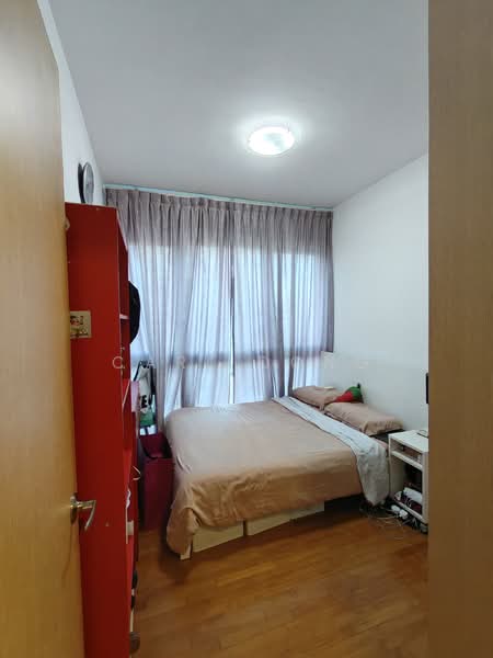 Waterview Condominium For Sale at S$ 1,180,000 | PropertyGuru Singapore - Bedroom
