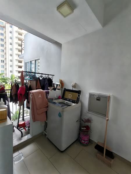 Waterview Condominium For Sale at S$ 1,180,000 | PropertyGuru Singapore - Balcony