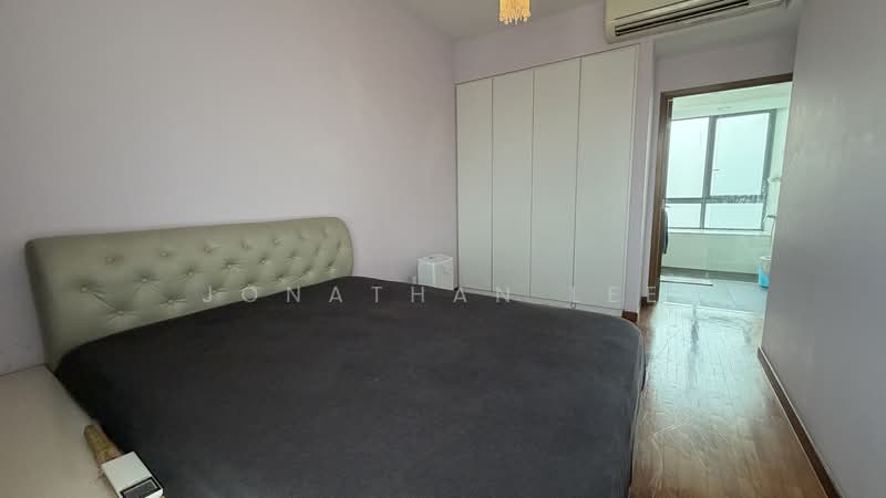 Double Bay Residences Condominium For Sale at S$ 1,488,000 | PropertyGuru Singapore - Bedroom