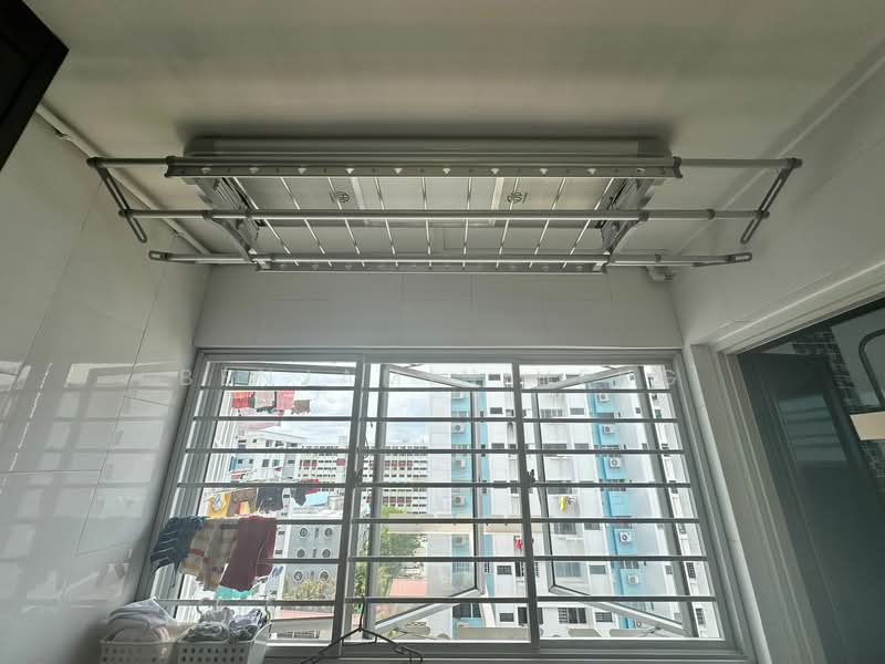 265 Yishun Street 22 HDB Flat For Sale at S$ 600,000 | PropertyGuru Singapore - Interior