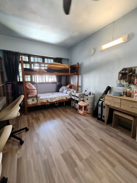 330 Sembawang Close HDB Flat For Sale at S$ 690,000 | PropertyGuru Singapore - Bedroom