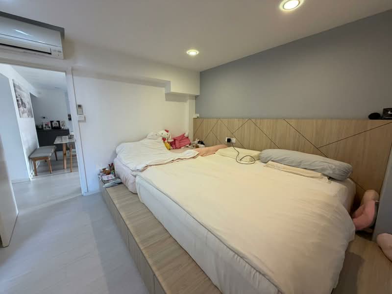 442 Sin Ming Avenue HDB Flat For Sale at S$ 1,080,000 | PropertyGuru Singapore - Bedroom