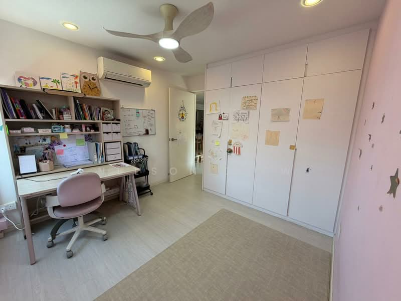 442 Sin Ming Avenue HDB Flat For Sale at S$ 1,080,000 | PropertyGuru Singapore - Study