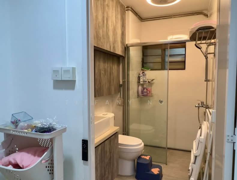127 Rivervale Street HDB Flat For Sale at S$ 630,000 | PropertyGuru Singapore - Bathroom
