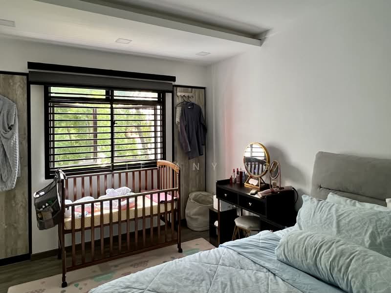 127 Rivervale Street HDB Flat For Sale at S$ 630,000 | PropertyGuru Singapore - Master Bedroom