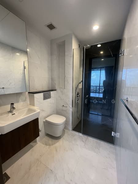 Spottiswoode 18, 18 Spottiswoode Park Road, 1 Bedroom, 387 sqft, Condominium For Rent, by Alvin Cheong, 500074970 - Bathroom - PropertyGuru.com.sg