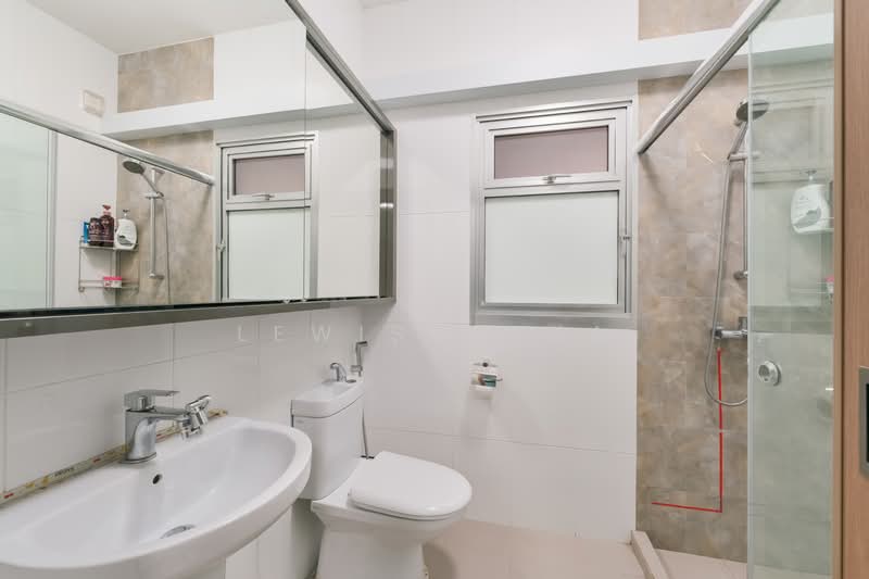 227A Ang Mo Kio Street 23 HDB Flat For Sale at S$ 1,099,000 | PropertyGuru Singapore - Bathroom