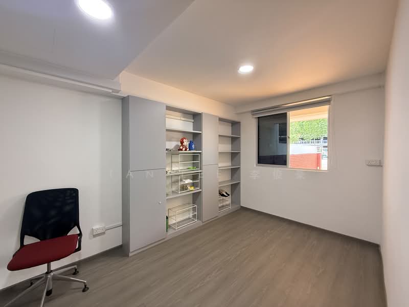 Semi D along Choa Chu Kang Avenue 1, Chua Chu Kang Avenue 1, 6 Bedrooms, 3,000 sqft, Semi-Detached House For Rent, by Stan Lee 李俊豪, 500074983 - Study - PropertyGuru.com.sg