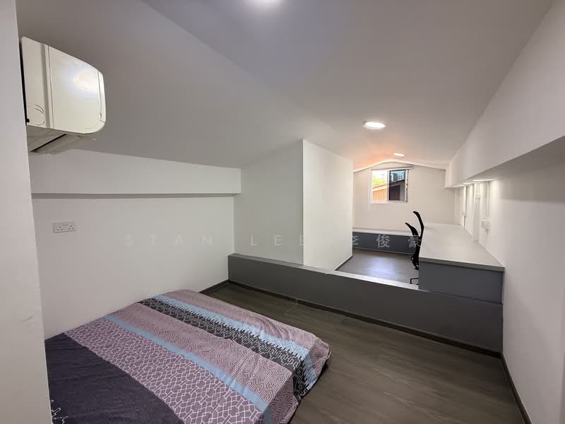 Semi D along Choa Chu Kang Avenue 1, Chua Chu Kang Avenue 1, 6 Bedrooms, 3,000 sqft, Semi-Detached House For Rent, by Stan Lee 李俊豪, 500074983 - Bedroom - PropertyGuru.com.sg