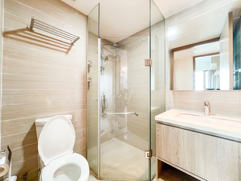 Kingsford Waterbay Condominium For Sale at S$ 1,018,000 | PropertyGuru Singapore - Bathroom