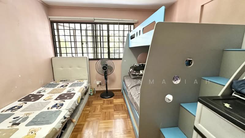 206 Clementi Avenue 6 HDB Flat For Sale at S$ 1,088,000 | PropertyGuru Singapore - Bedroom