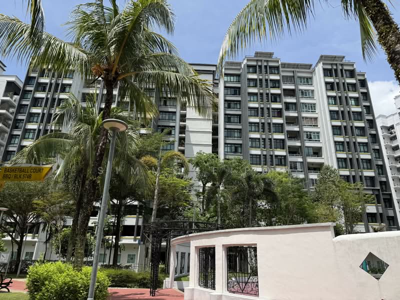581 Woodlands Drive 16 HDB Flat For Sale at S$ 988,888 | PropertyGuru Singapore - Exterior