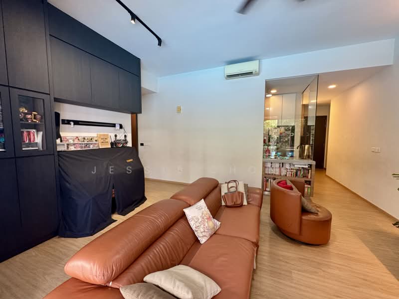Jewel @ Buangkok, 83 Compassvale Bow, 3 Bedrooms, 1,389 sqft, Condominium For Sale, by Jessie Chong, 500075010 - Living Room - PropertyGuru.com.sg