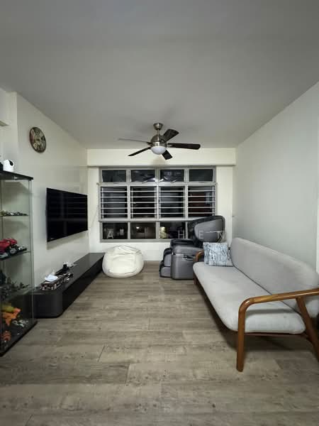494G Tampines Street 45, 494G Tampines Street 45, Room Rental, 120 sqft, HDB Flat For Rent, by CAI SHEN, 500075040 - Living Room - PropertyGuru.com.sg