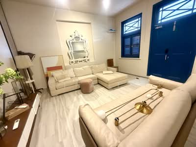 For Rent - Charming newly renovated Shophouses
