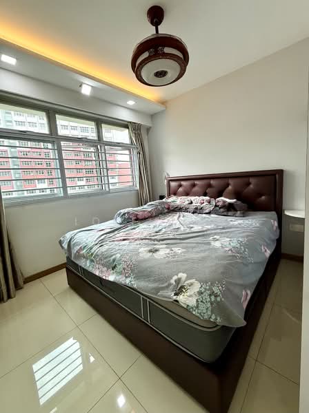 439B Bukit Batok West Avenue 8 HDB Flat For Sale at S$ 779,000 | PropertyGuru Singapore - Bedroom