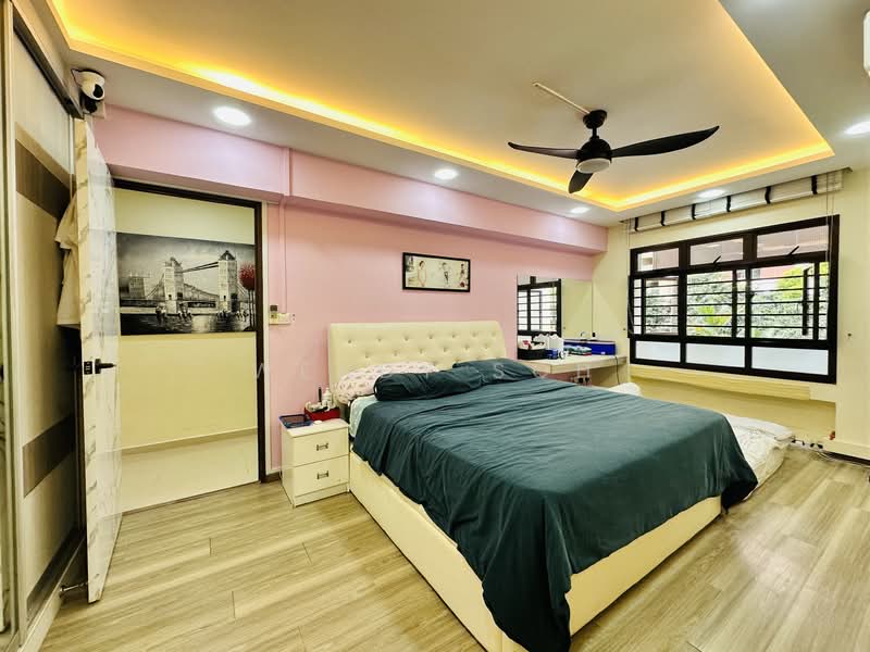 76A Redhill Road HDB Flat For Sale at S$ 1,100,000 | PropertyGuru Singapore - Bedroom