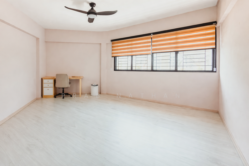 275 Tampines Street 22 HDB Flat For Sale at S$ 580,000 | PropertyGuru Singapore - Study