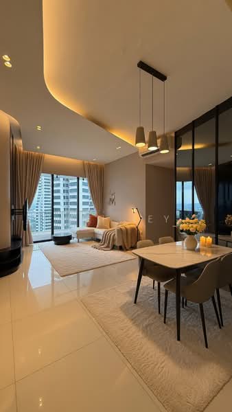 d'Leedon (Former Farrer Court), 13 Leedon Heights, 4 Bedrooms, 1,744 sqft, Condominium For Sale, by Jeff Tey, 500075070 - Living Room - PropertyGuru.com.sg