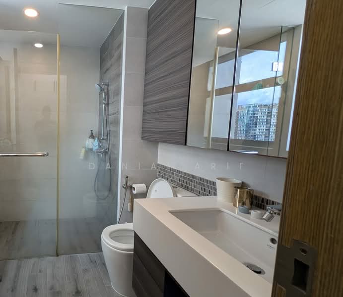 The Terrace Executive Condominium For Sale at S$ 2,300,000 | PropertyGuru Singapore - Bathroom