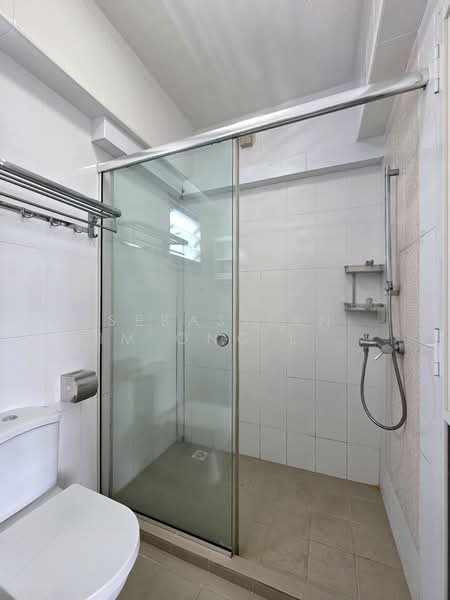 162B Rivervale Crescent HDB Flat For Sale at S$ 765,000 | PropertyGuru Singapore - Bathroom