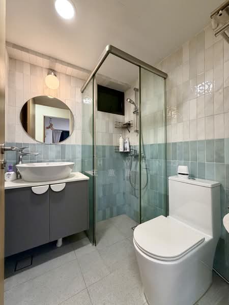 87 Dawson Road HDB Flat For Sale at S$ 1,300,000 | PropertyGuru Singapore - Bathroom
