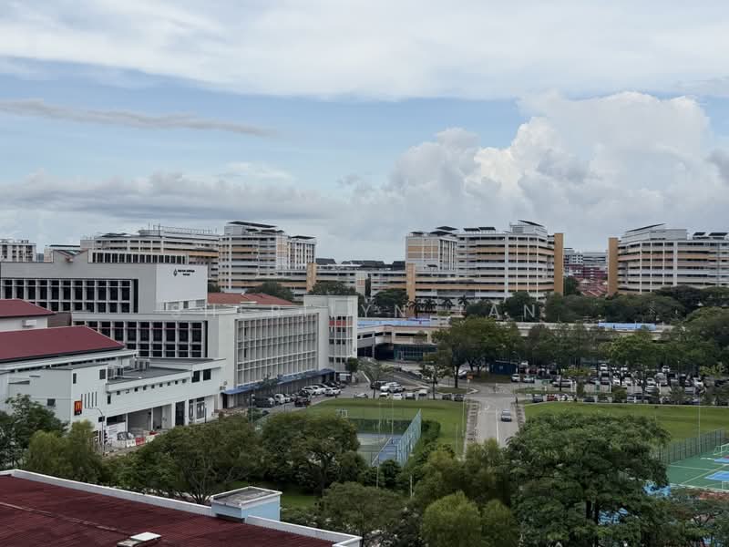 242 Serangoon Avenue 3, 242 Serangoon Avenue 3, 3 Bedrooms, 904 sqft, HDB Flat For Sale, by Sherilyn Tan, 500075103 - Exterior - PropertyGuru.com.sg