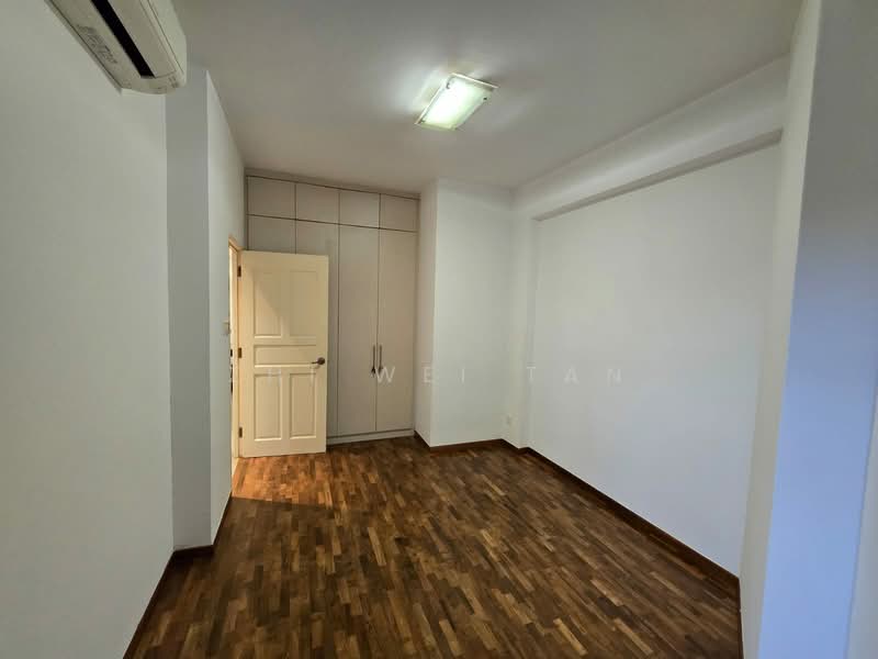 Bayshore Park Condominium For Sale at S$ 1,299,999 | PropertyGuru Singapore - Bedroom