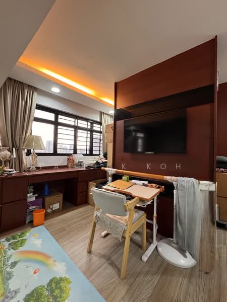 54 Kent Road HDB Flat For Sale at S$ 999,998 | PropertyGuru Singapore - Study