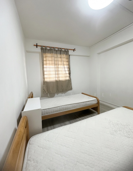 214 Jurong East Street 21, 214 Jurong East Street 21, Room Rental, 100 sqft, HDB Flat For Rent, by Lee Liang Fei, 500075121 - Bedroom - PropertyGuru.com.sg