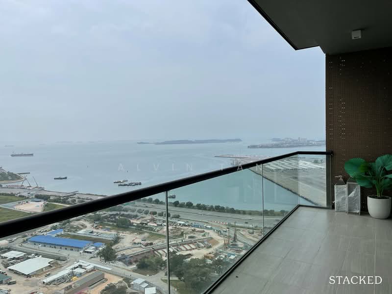 Cote D'Azur Condominium For Sale at S$ 3,500,000 | PropertyGuru Singapore - Balcony