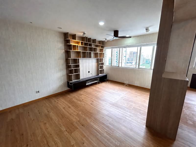 7 Lorong 7 Toa Payoh, 7 Lorong 7 Toa Payoh, 4 Bedrooms, 1,291 sqft, HDB Flat For Sale, by Marc Goh 吴膺武, 500075131 - Living Room - PropertyGuru.com.sg