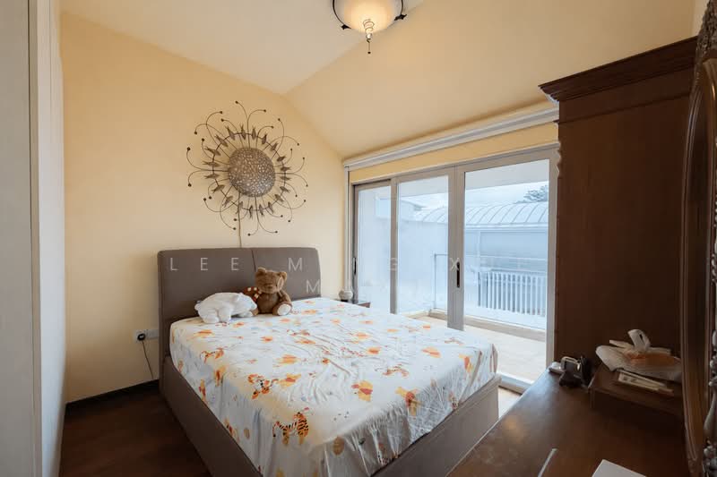 Montclair @ Whitley Cluster House For Sale at S$ 4,300,000 | PropertyGuru Singapore - Bedroom