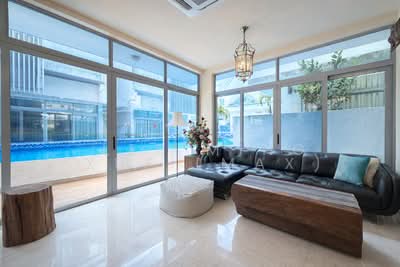 For Sale - Montclair @ Whitley