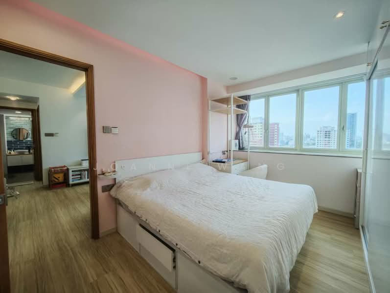 Queens Condominium For Sale at S$ 1,860,000 | PropertyGuru Singapore - Bedroom