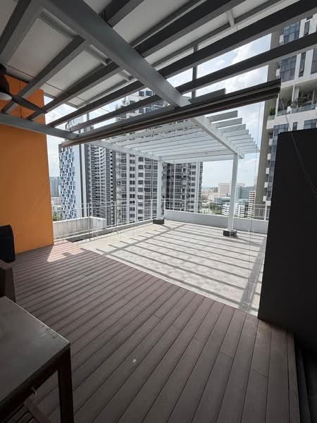 Clydes Residence Apartment For Sale at S$ 1,900,000 | PropertyGuru Singapore - Balcony