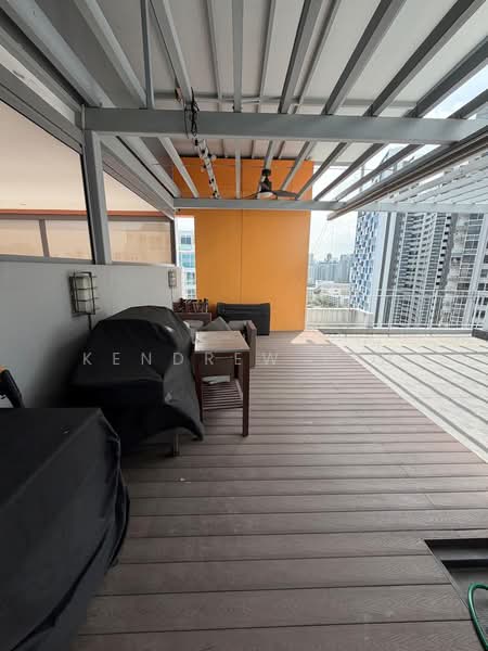 Clydes Residence Apartment For Sale at S$ 1,900,000 | PropertyGuru Singapore - Balcony